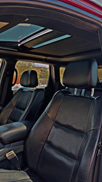 ⚫ جيب لمتد  5 راكب موديل2022 للبيع   🔹 محرك 3600 V6  🔹 رقم بغداد (سنوي...