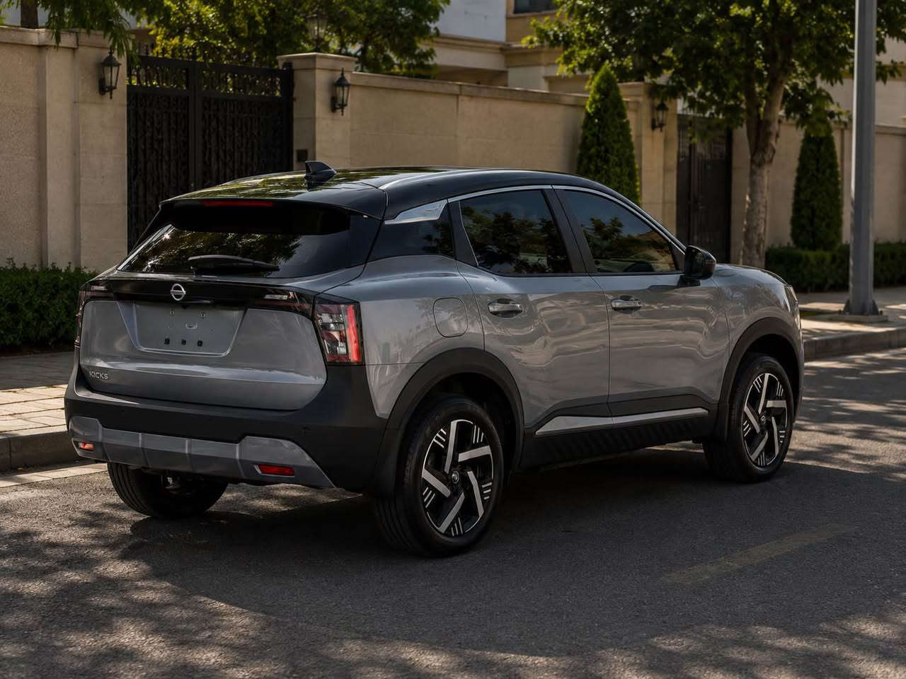🚘 Nissan Kicks 2026 SV+

📅 مۆدێل: 2026
✅ SV+
🎨 بێ بۆیاخ
🛣️ 2,000 مایل ڕۆیشتووە

⚙️ مەکینە 2.0L (٤ پستۆن)
🌅 پانۆراما
📱 وایەرلێس چارجەر
🖥️ شاشەی گەورە
💺 کوشنی کارەبایی
♻️ ئۆتۆ ستارت / ستۆپ (Auto Start/Stop)
🔑 ستارتکردنی مەکینە بە کۆنتڕۆڵ (Remote Start)
✨ Smart Key (بێ کلیلی ئاسایی)
٩٠ رۆژ کاتی هەیە بۆ ڕەقەم کردن 

💰 نرخ:١٧٦ وەرەقە

📍 لۆکەیشن: سلێمانی

📞 پەیوەندی:

* ***********
* ***********

🌟 ئۆتۆمبێلێکی وەک نوێ، زۆر پاک، دۆخی نایاب و ئامادەی گواستنەوە. 
«»«»«»«»«»«»«»«»«»«»«»«»«»«»«»«»«»
🚘 Nissan Kicks 2026 SV+

📅 موديل: 2026
✅ الفئة: SV+
🎨 بلا صبغ
🛣️ الممشى: 2,000 ميل فقط

⚙️ محرك 2.0 لتر (4 سلندر)
🌅 سقف بانوراما
📱 شاحن لاسلكي (Wireless Charger)
🖥️ شاشة كبيرة
💺 مقاعد كهربائية
♻️ نظام التشغيل والإطفاء التلقائي (Auto Start/Stop)
🔑 تشغيل المحرك عن بُعد (Remote Start)
✨ مفتاح ذكي (Smart Key) 
رقم كاتى ٩٠ اليوم بى مجال ع مود رقم الشمالية 

💰 السعر: 176 ورقة

📍 الموقع: السليمانية

📞 للاستفسار:

* ***********
* ***********

🌟 سيارة بحالة الوكالة، نظيفة جداً، جاهزة للاستلا السليمانية, العراق

