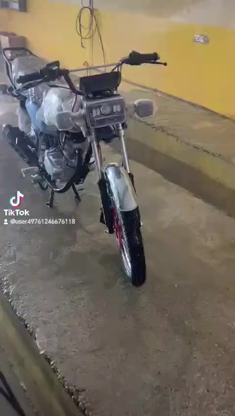 السلام عليكم تايكر ٢٠٢٦ البيع كفاله زيروو! شاشه شغاله مكفوله من الزلغ اوراق المعرض موجوده شلعه معدل فوول مكان ديالى بعقوبة الرحمه سعر ٧٧٥ بي مجال رقم الهاتف للاستفسار *********** ملاحضه لوون ماروني ♥️
