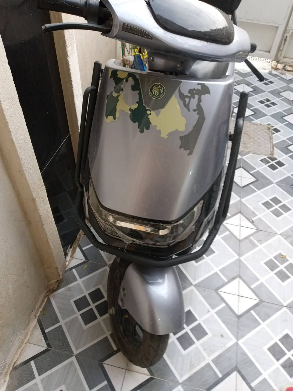 سلام عليكم ورحمه الله وبركاته دراجه شحن البيع سبع بطاريات تايرات جدد كشر حلوو شخط مامشخوط درع العنوان بغداد الحسينيه سعر 500قفل ***********
