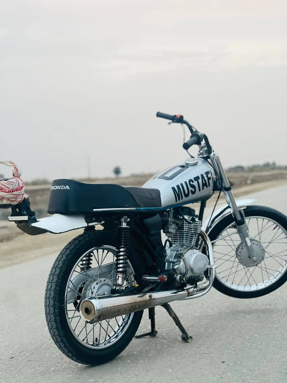 سلام عليكم
دراجه سيجي نامه للبيع الناصريه مركز 
كلك كلك .السعر 450وبيها مجال ***********بي واتساب
