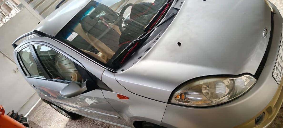 شيري a1
موديل 13 
تدفئه تبريد شغال 
سنويه باسمي بعدها مساقطه
بيه هزه تقريبا بعد شهر رايدها ب40 وبيها مجال بسيط مكينه وكير لا تبخير ولا تنقيص
مكان بغداد البياع ***********
(مكلف بل نشر )
