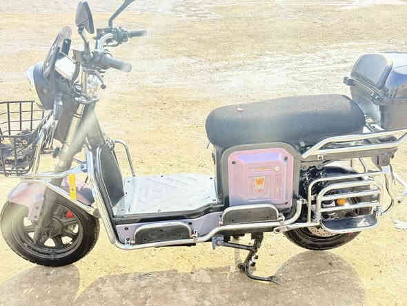 ماطور ماسة 6 بطاريات.  باب اول نظيف  كلش مكان الفلوجه السعر 730 وبي مجال بسيط  الاتصال ع الرقم ***********
