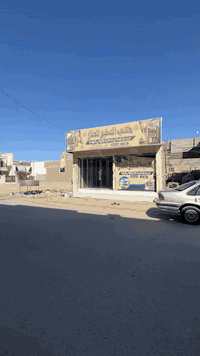 محل تجاري للأيجار
يالله محل تجاري للأيجار

العنوان الأنبار فلوجة جغيفي الثاني مجاور جامع فاطمة الزهراء
 
واجهة 5 ونص والنزال 6 متر 
محل جديد سراميك ارضية بورسلين 
جدران والسقف مغلف سقف ثانوي
كهرباء مولد وطنية واصل 
جام خانة +كبنك جاهز

المحل يصلح أسواق او صيدلية او حاجات منزلية
او منفذ صيرفة او محل ملابس 🧢 
طبعاً الموقع تجاري والحركة كلش قوية بهاذ الموقع 

سعر الأيجار 250 الف دينار 
للبابين 
***********
