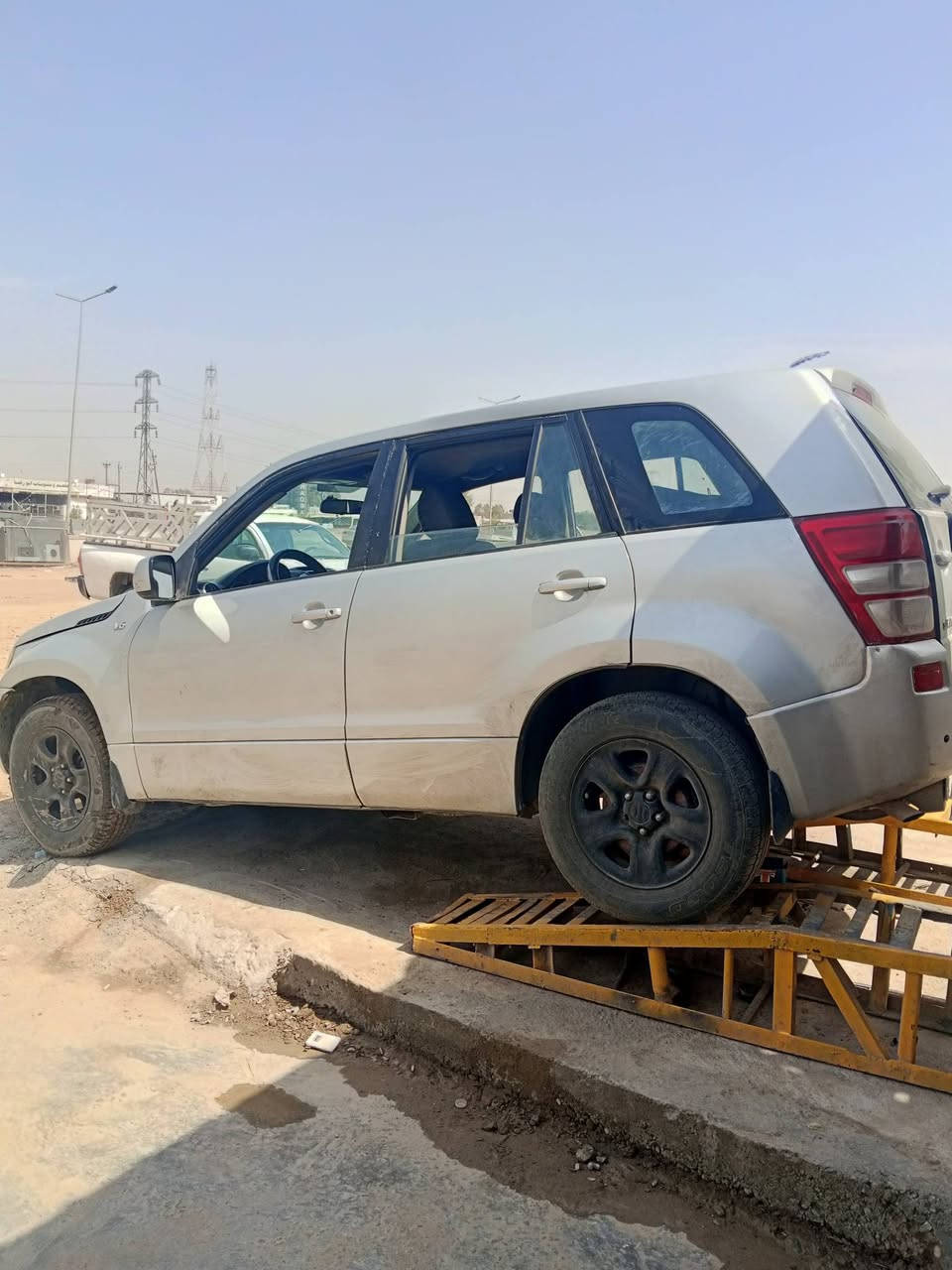 كراند فيتارة وارد امريكي رقم بغداد سنوية لغاية 2028
كير ومحرك مكفول صبغ حزام جمالية 

تبريد شغال وثلج..حدادية تحتاج فقط طبلات لو تبديل فقط بوش..

سيارة مواصفاتها معروفة..

السعر 60 ..

الاتصال *********** واتساب 

***********..@
السيارة موجودة في بغداد ..التاجي
