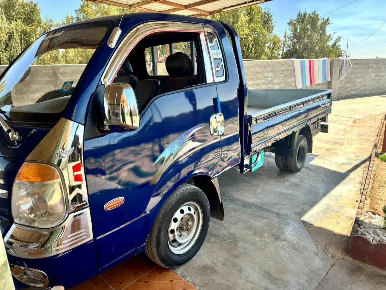 سلام عليكم ورحمة الله وبركاته
للبيع كيه حمل موديل 2006
كير محرك شاصي كله كفاله 
كهربائيات كلها شقاله 
تخم تاير جديد 
حداديه جديده
سياره بسمي رقم جديد 
شرط التحويل سنويه ل 2030
السعر 85 
رقم الهاتف ***********
خابر ودلل للعنوان صلاح الدين
