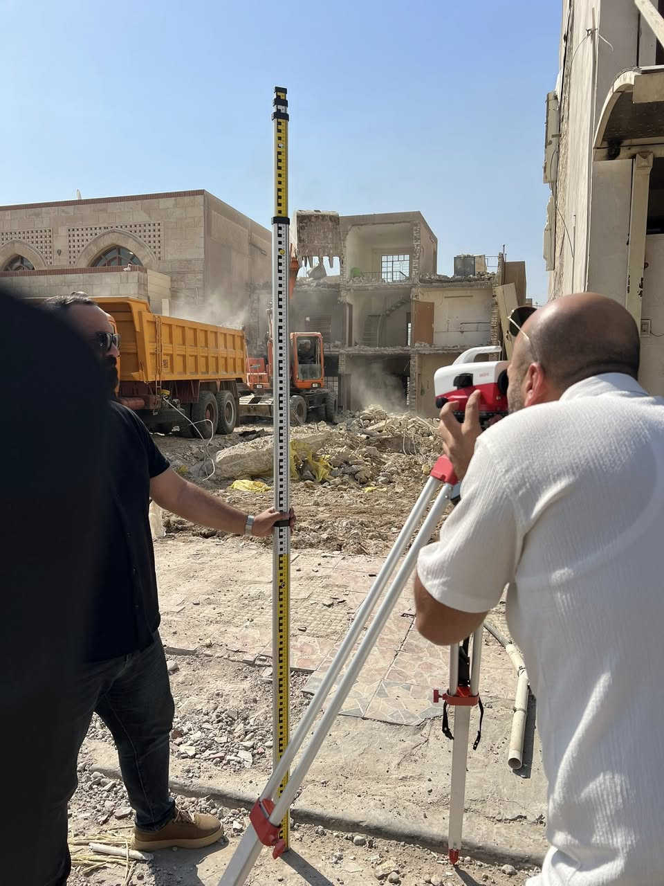 مكتب النور لهدم #وتفليش #الدور #والبنايات ورفع الانقاظ
مع حدل الارض وفرشها بالسبيس والجلمود
مع هدية رش الارض مكافحة الارضة والحشرات
مستعدون لهدم الدور في #بغداد #حصرا_بغداد
للاستفسار ***********
***********
