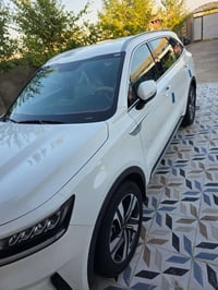 سورنتو 2023 • ٦٧ ألف • ٦ سلندر