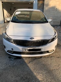 فورتي امريكي موديل18حادثها فقط بنيدومبدل  بدون ارباكات اكو بيها صبغ كل...