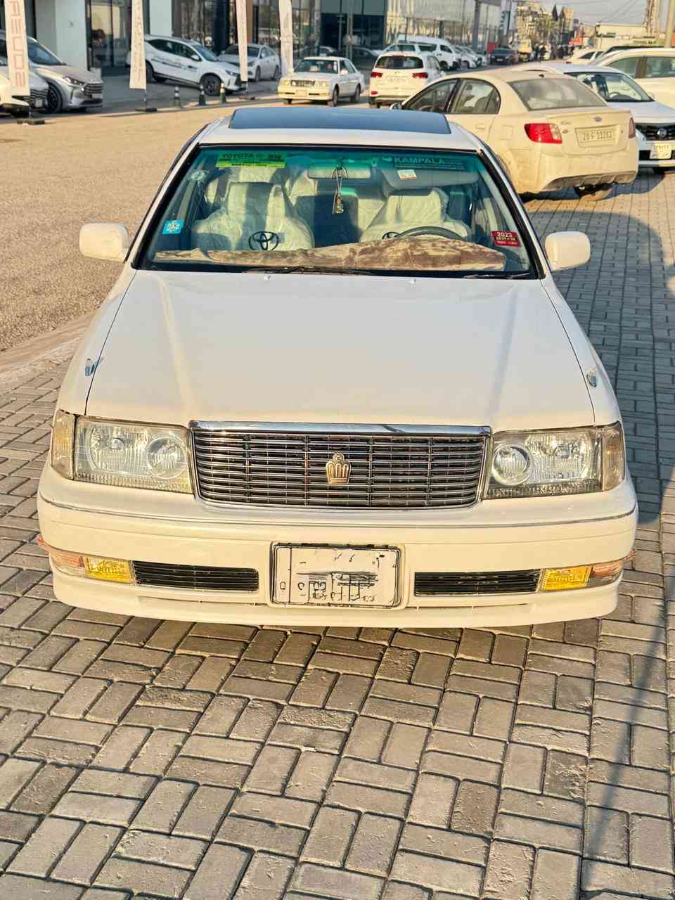 رأس ثور موديل 2000 فول فتحه
سياره كفاله كص ونقل وضربه قوية 
مكينه 3000vvt فيشتين
غرفة جديدة اربع كشنات كهرباء 
حدادية امامي خلفي جديدة 
السعر 105 بيع مراوس
الاستفسار عل رقم 
***********
