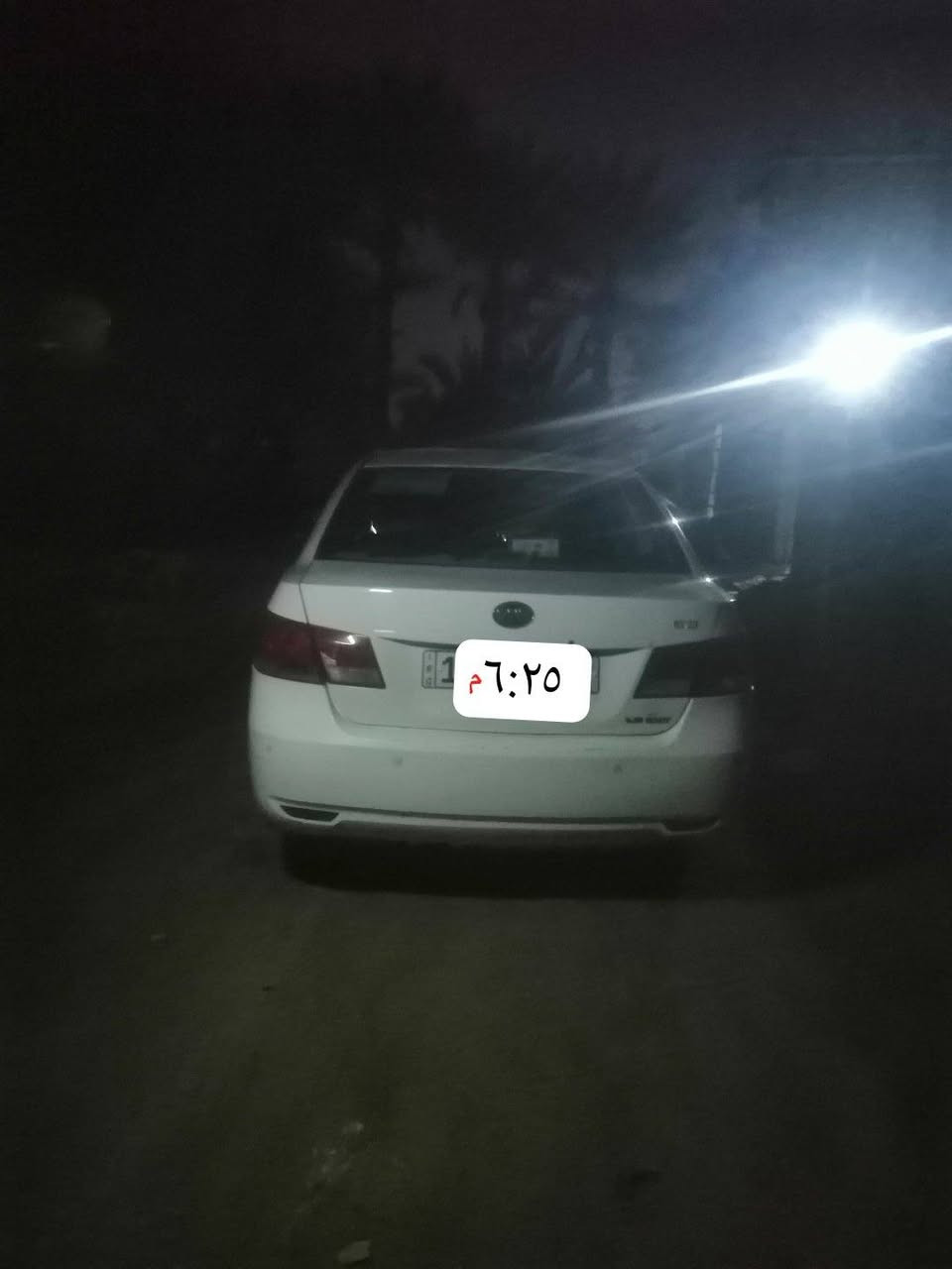 السلام عليكم بيوايدي للبيع رقم انكليزي بسمي السياره مكفوله من الضربه والعيب السعر ٥٥وبيها مجال مكاني نجف للاستفسار الاتصال على الرقم ***********
