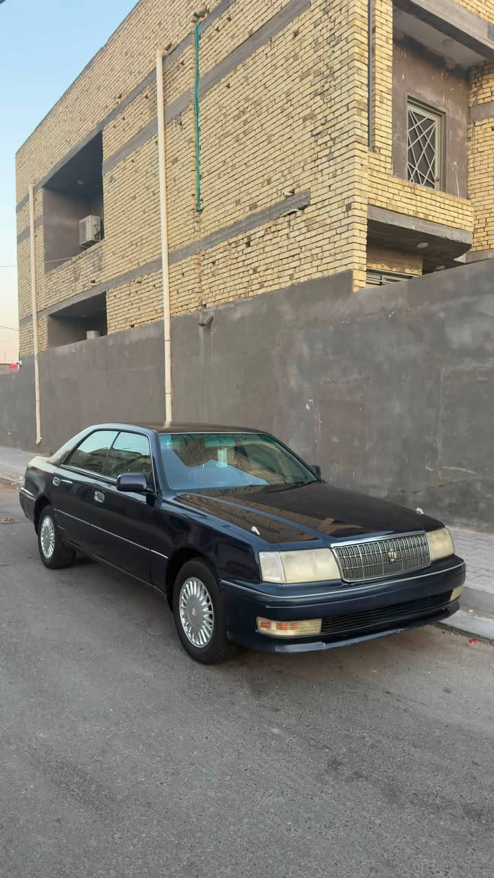 سياره راس ثور فلات 1997 ✅
 كفاله اصوليات كص نقل سياره اصولية ✅
سنوية 2029 باسمي تحويل ثاني يوم رقم بصره ✅
بيها صبغ بل جاملغ الخلفي بيها ضربه خفيفه راجعه بارد ✅
محرك كير خير من الله مكفولات حجم 3000 vvti فيشتين ✅
البدي كله نضيف بس القماره شوي جارده نضافه 70‎%‎ ✅
مكاني بصره ✅ 
رقم الهاتف *********** ✅ 
صورها كامله من الخارج ومن داخل تعالي خاص وتدلل ✅
