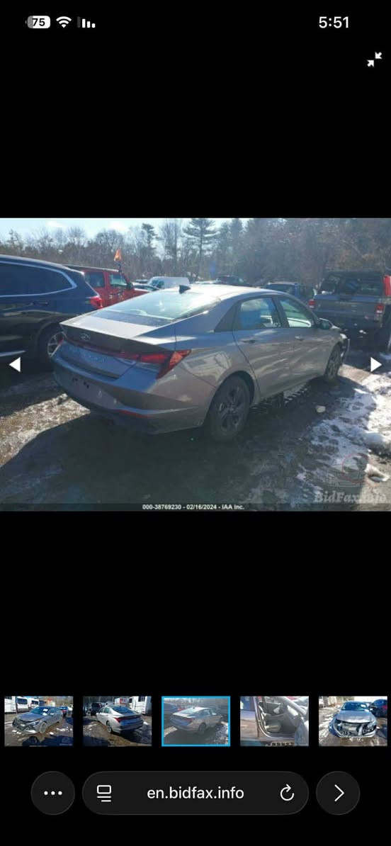 السلام عليكم 
النترا مديل 23
رقم بغداد 
حادثه بنيد بدون شواصي ولغد 
وصبغ نص الجاملغ
ايرباك الدركه طاك فقط السياره جديده معنى الكلمه 
ماشيه 26
صور الحاث والسونار مرفقه بالمنشور 
مواصفاته
بصمه تشغيل عن بعد رادار توقف ذاتي 
السعر 149
مكان السياره بابل
الاستفسار ***********
