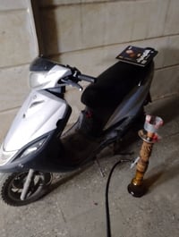 ماكس ١٤٠ طفت بيه ساعه تشتغل وساعه لا ابيع كوم حدديد ماعرف شبيها قيم وا...