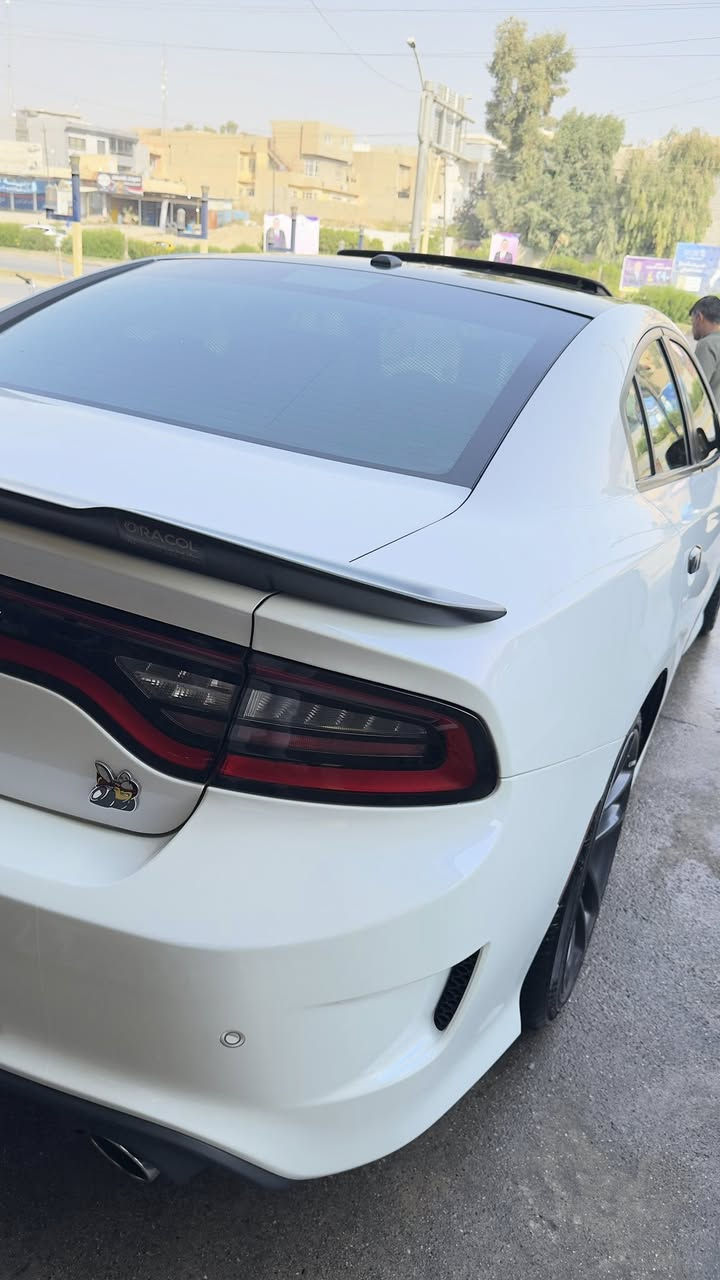 السلام عليكم جارجر سكات باك خليجي هارلم موديل 2021 فول للاخير
فتحة داخل كنتارا احمر رادار امامي جانبي حساسات خلفي كشن خزن كهرب  مودات srt 
محرك 6400 485 هورس باور
ماشية 30 الف كيلوا متر
السيارة كفالة مغلفةppfلون متغير 
السيارة عليها ادامة كاملة بلكات نوزلات حديد ولف حماوة وبرمجة 
سعرها 365 مجال بسيط 
اخي صديقي لاتقارنها بالامريكي والمضرر اخي السيارة ما تفيدك اعبر المنشور تاخذ اغاتها انشالله 
مكانها الموصل ***********
