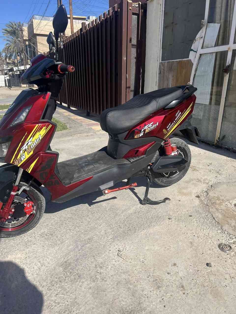 السلام عليكم
للبيع دراجه شحن ماتركس دراجه كامله علا آخر حبايه اخت زيرو بطاريات ليثيوم ملف 2000 دراجه شلعه ومعدل قوي لايتات عالي ناصي رماش زنون LED اشاير يمنه يسرة مثبت سرعه بصمه سويج قفل ستير تشغيل عن بعد قفل دراجه أنظار سرقه دراجه مفوله عنوان بغداد ***********
