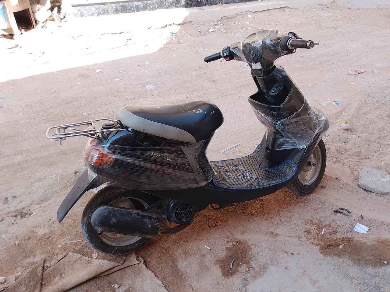 دراجه بطه مديل 99
حلوه عوزه بس كلجات و باتري
كلشي شغاله السعر 200
العنوان كربلاء البوبيات
***********
