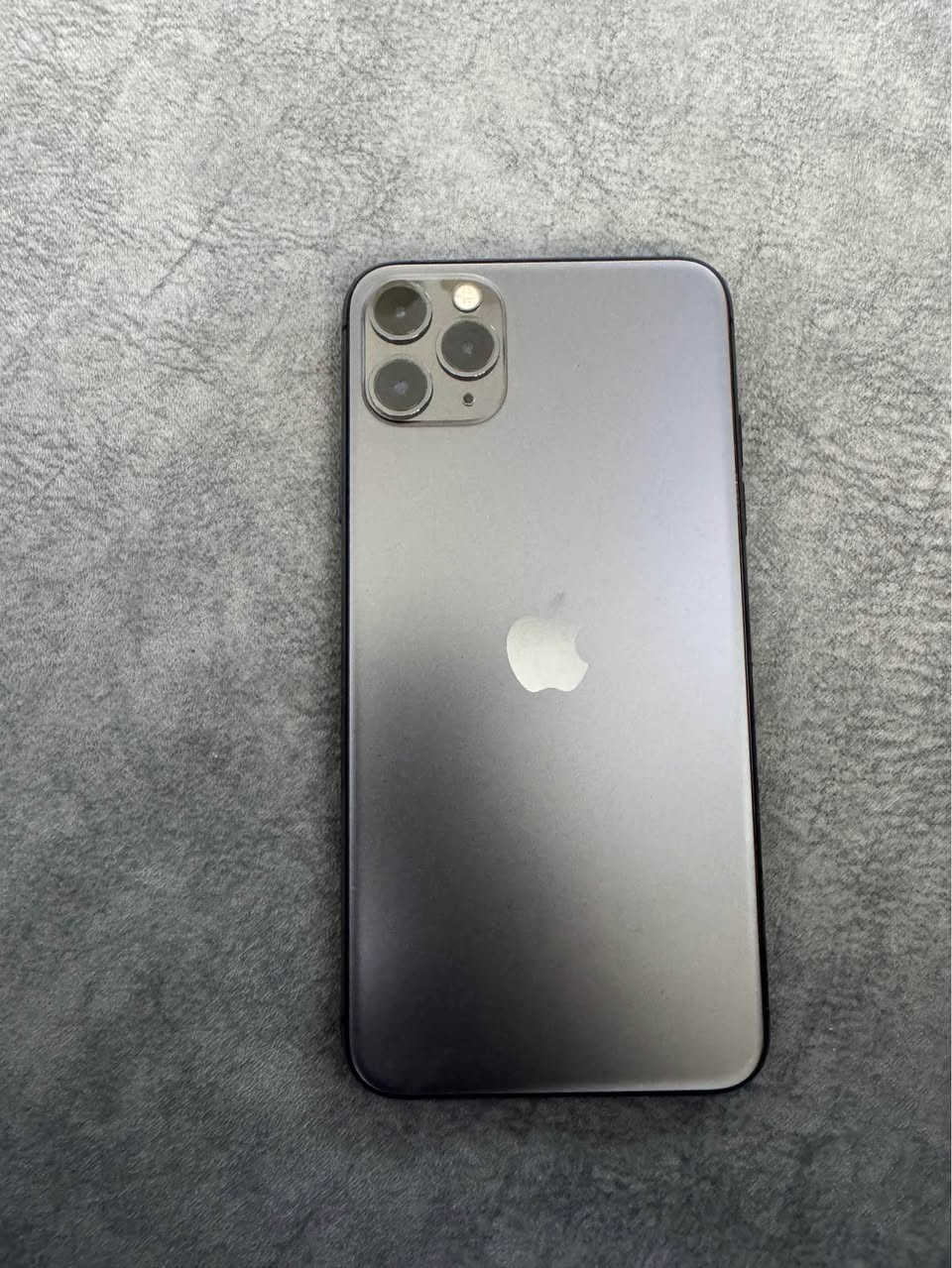 السلام عليكم 👋
iPhone 11 pro max 
ذاكره : 265
مستبدل كلاس شاشة
بطاريه ٧١%
السعر ٢٥٠ وبي مجال
*********** كركوك, العراق

