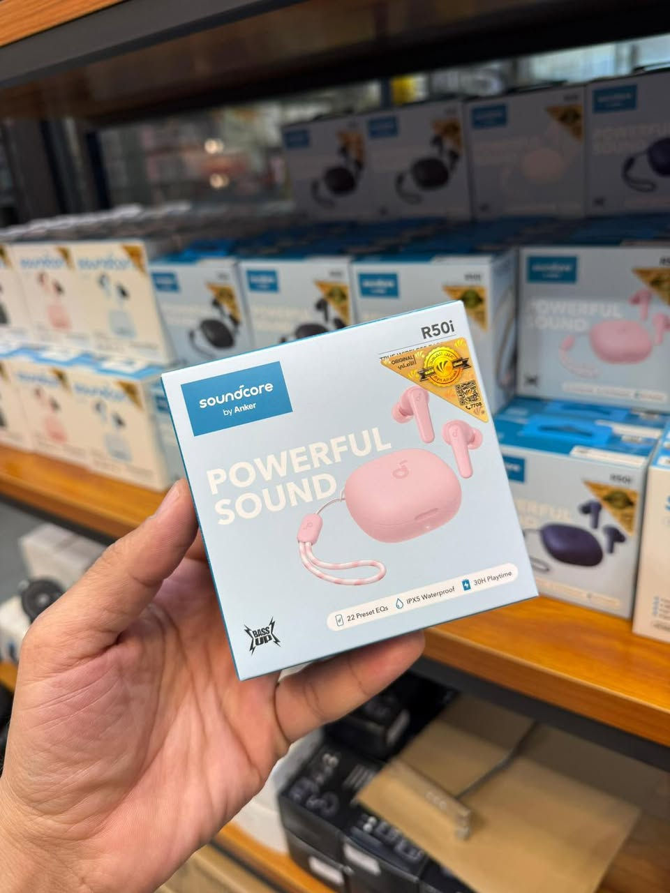 السماعة الغنية عن التعريف 𝐒𝐨𝐮𝐧𝐝𝐜𝐨𝐫𝐞 𝐑𝟓𝟎𝐢 🔥
✅السعر 28،000 الف توصيل مجاني 🚚
👁️ضمان وكالة عين الفهد 👁️

✅المواصفات السماعة 🎧
♦️2 من المايكروفون الذكي 
♦️خفيفة الوزن 
♦️30 ساعة من الاستماع
♦️شحن سريع لمدة 10 دقائق تعطيك ساعة من الاستخدام
♦️بلوتوث 5.2 المتقدم في جودة الصوت 
♦️تستطيع العمل بالسماعة اليمين فقط او اليسار فقط أو الاثنين معا
💦تتحمل العرق والمطر
♦️تحكم كامل من خلال برنامج السماعة ساوند كور 
✅تدعم اجهزة الاندرويد  والايفون


**إذا كنت صاحب هذا الإعلان وتريد حذفه لأي سبب، رجاءا أرسل رسالة إلى الدعم الفني**