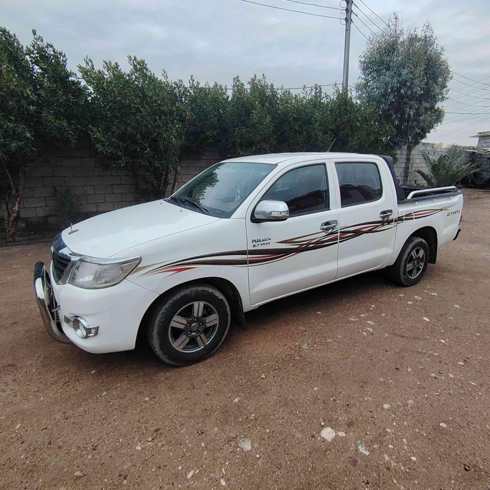 سلا عليكم هايلوكس البيع موديل 2014 كير عادي رقم شمالي السليمان بسمي سنويه ال 29 مكينه مامفتوحه شرط الدهن ما تحركه تخم تاير جديد صدر جديد سعر 210 مكلف بل نشر رقم ***********
