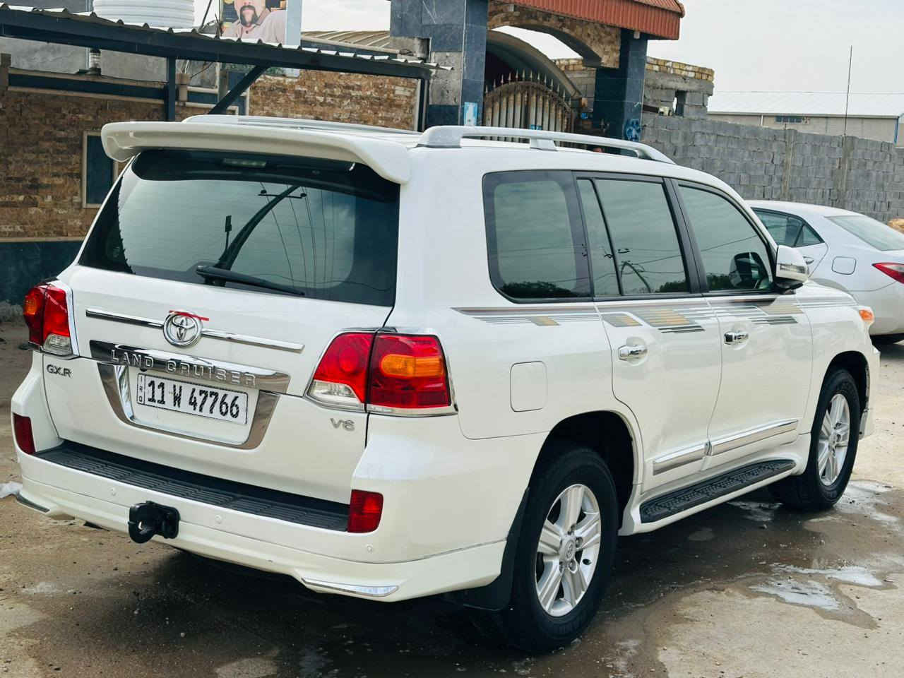 لاندكروز 2015 بريم اصل
السياره مكفوله كفاله
السياره بسمي هزه وسنويه جديدات
 السياره بالحقيقة احلا من الصور
المواصفات
شاشه كبيره
فتحة سقف
مري شفط
مري قلاب
بصمة بيبان
بصمة تشغيل
تفتيح وتقفيل لمس
كامره خلفية
طفايه
حساسات امامي خلفي
بلوتوث
ثلاجة
ايكو
تحكم استيرن
لايت زنون
كشن كهربائي 3 دكم
تشغيل عن بعد 
تقفيل جام
8 ايرباكات
3 قطع تبريد
تبريد ثلج
ماشيه 122 km
محرك عل وضع الشركه
وكير عل وضع الشركه 
السعر 395 اتصل وبيك خير وتدلل

***********
