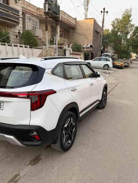 سياره سليتوس بيضة جديده 
ماشيه 12 الف قابل للزياده 
السياره ع ايدي ونظيفه ضربه وحده مابيه 
فول مواصفات عدا بانوراما 
*********** واتساب 
*********** الخاص 
مكاني بغداد حي القاهرة بغداد
