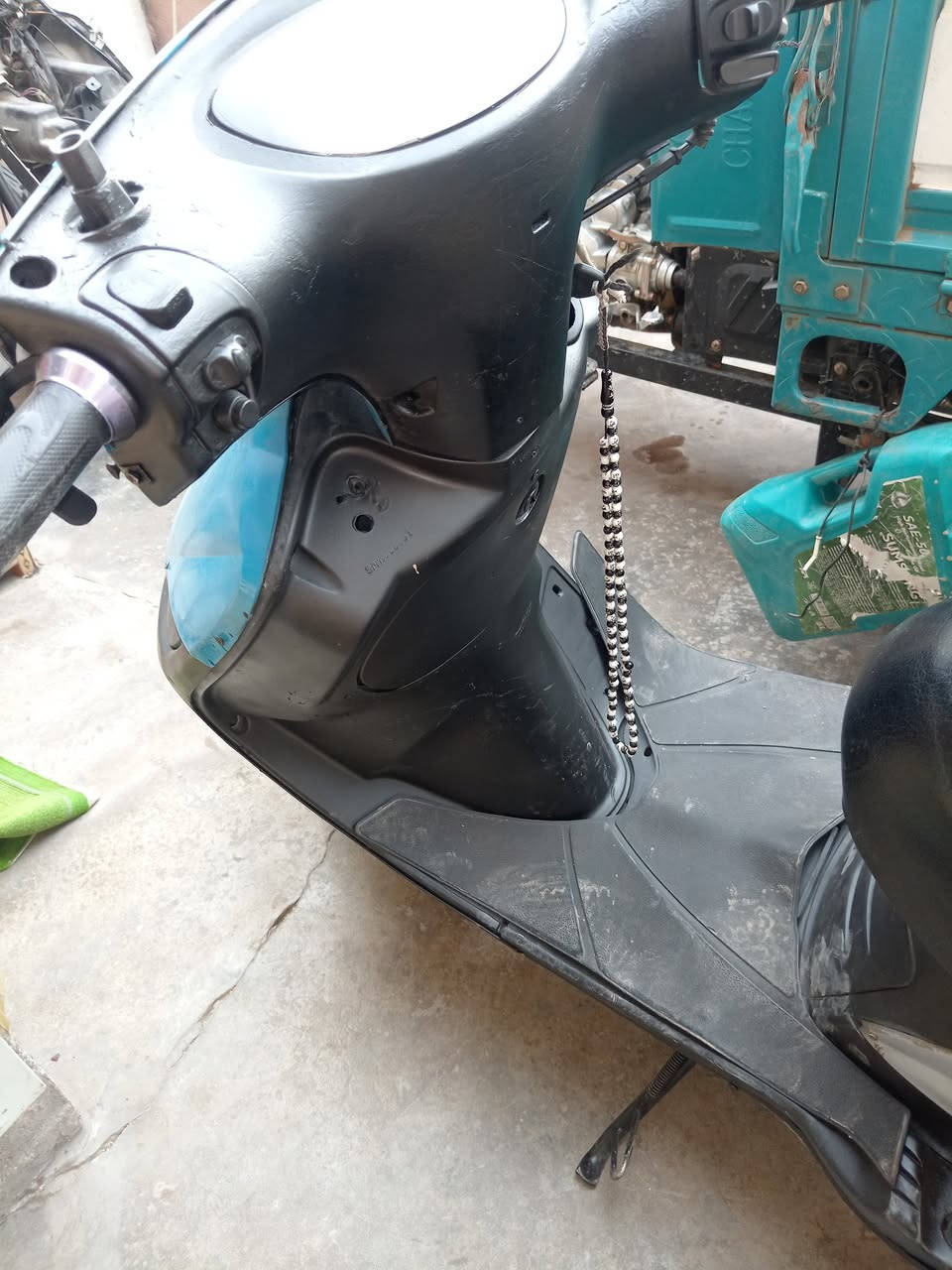 السلام عليكم دراجة للبيع السعر 300الف المكان بغداد


**إذا كنت صاحب هذا الإعلان وتريد حذفه لأي سبب، رجاءا أرسل رسالة إلى الدعم الفني**