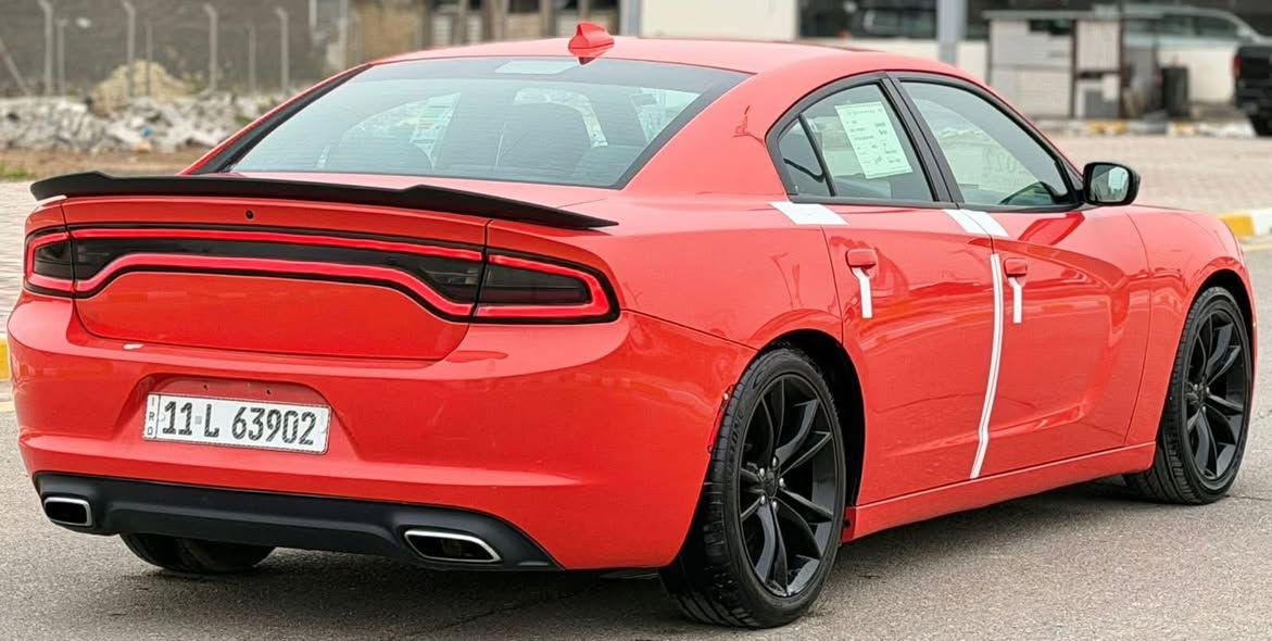 دوج ••• چارجر
موديل ••• 2022 :: SXT
جديدة جدا 
شاشه
كامره
كراسي كهرباء 
هيترات بالكراسي 
تشغيل عن بعد 
لد خلفي وامامي 
لايتات زنون
السياره جديدة بدون ارباك 
تبديل جاملغ وباب كلير فقظ 
للاستفسا اكثر اتصل على الرقم 
*********** whats app ✅”
