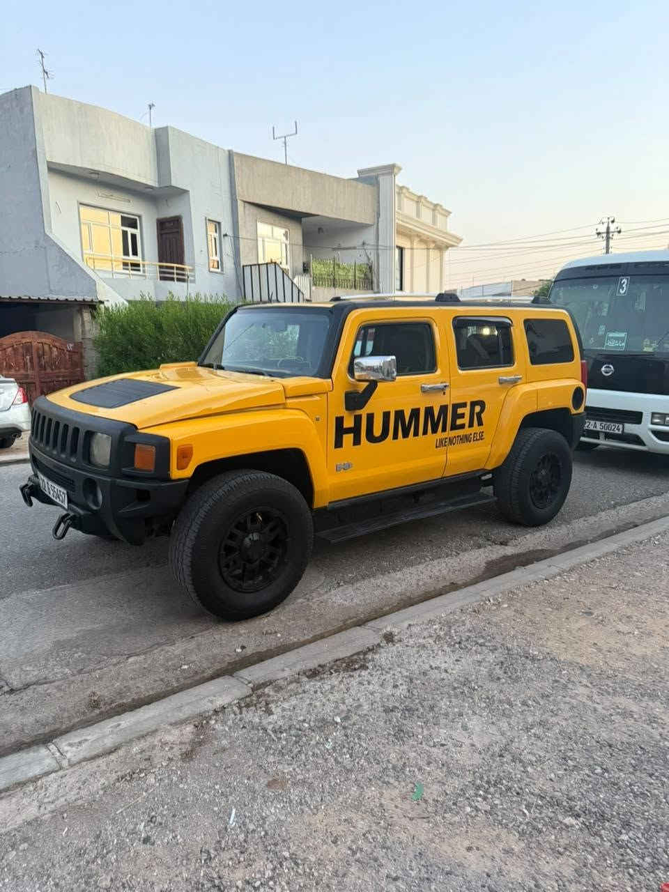 همر H3 موديل 2007 فول مواصفات سلايت و دبل اكسل و كوشن جلد سه ياره كه خاوين مايته وه ته نها 160 هه زار رويشتيه جاهزه ته نها يك جاملغ صبوغه بي ليدران و شت كير و مه كينه و تبريد مزبوته ***********واتساب
همر H3 موديل 2007 مواصفات فول سلايت و دبل اكسل و كشنات جلد فقط ماشيه 160 الف جاهز محرك و كير و تبريد بشرط جاملغ واحد صبغ بدون دواخل او ضرر فقط اثار شخط أربيل, العراق
