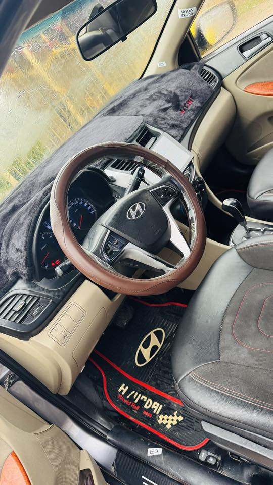 #للبيع
اكسنت ٢٠١٦ بلا ضرر بلا معجون فقط تلقيطات تكسي
محرك ١٦ دوش گير at
السعر ١٠٥ وبيها مجال
للاستفسار الاتصال او المراسله
***********
***********
