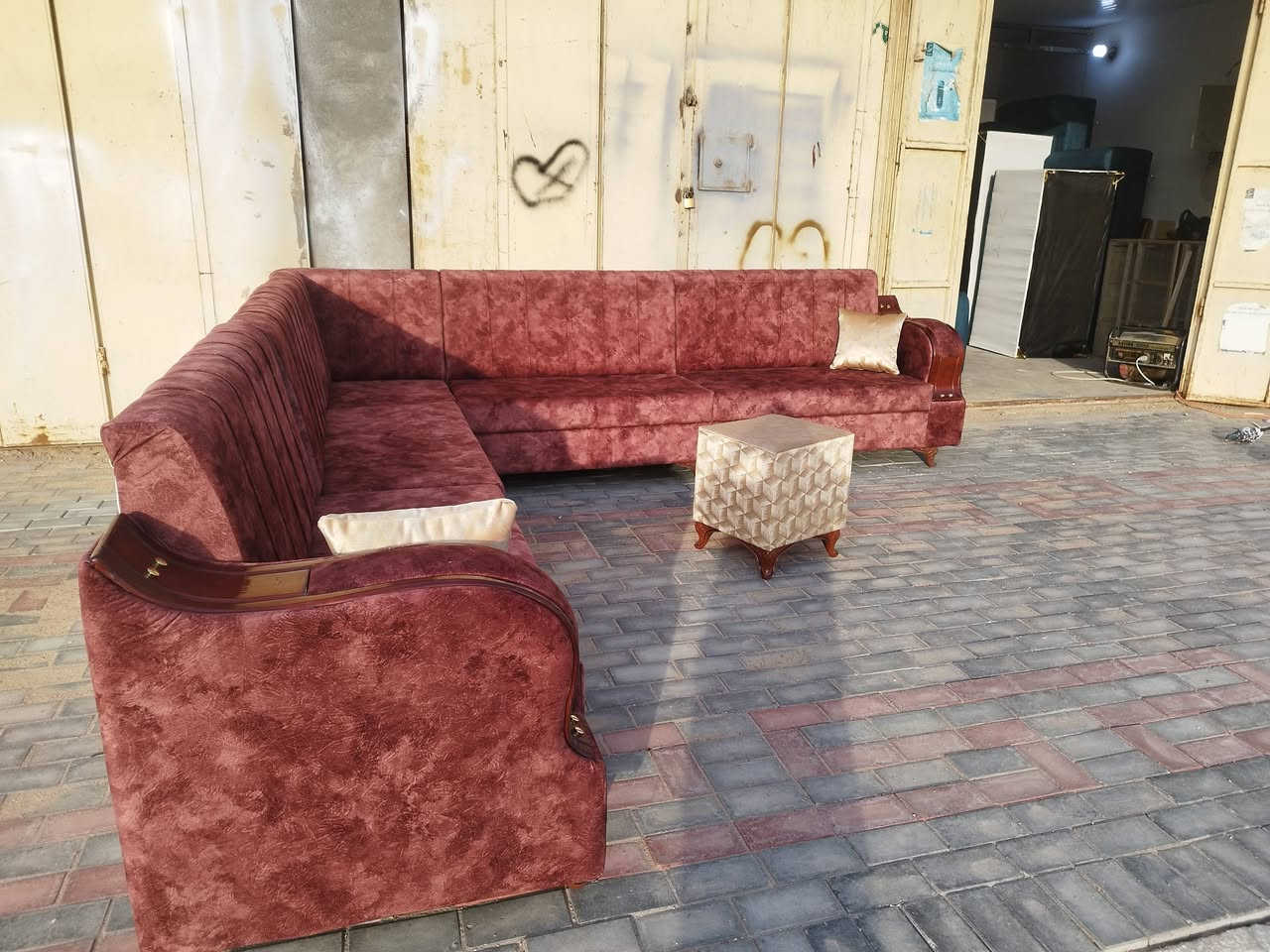 ديوان 9 مقاعد 
6.5م شغل درجه اولى 
بلوك اسود / خشب روسي 
مع هديه طبله +9كوشات 
السعر 350
العنوان / كربلاء حي الوفاء قرب ماركت الخليل


**إذا كنت صاحب هذا الإعلان وتريد حذفه لأي سبب، رجاءا أرسل رسالة إلى الدعم الفني**