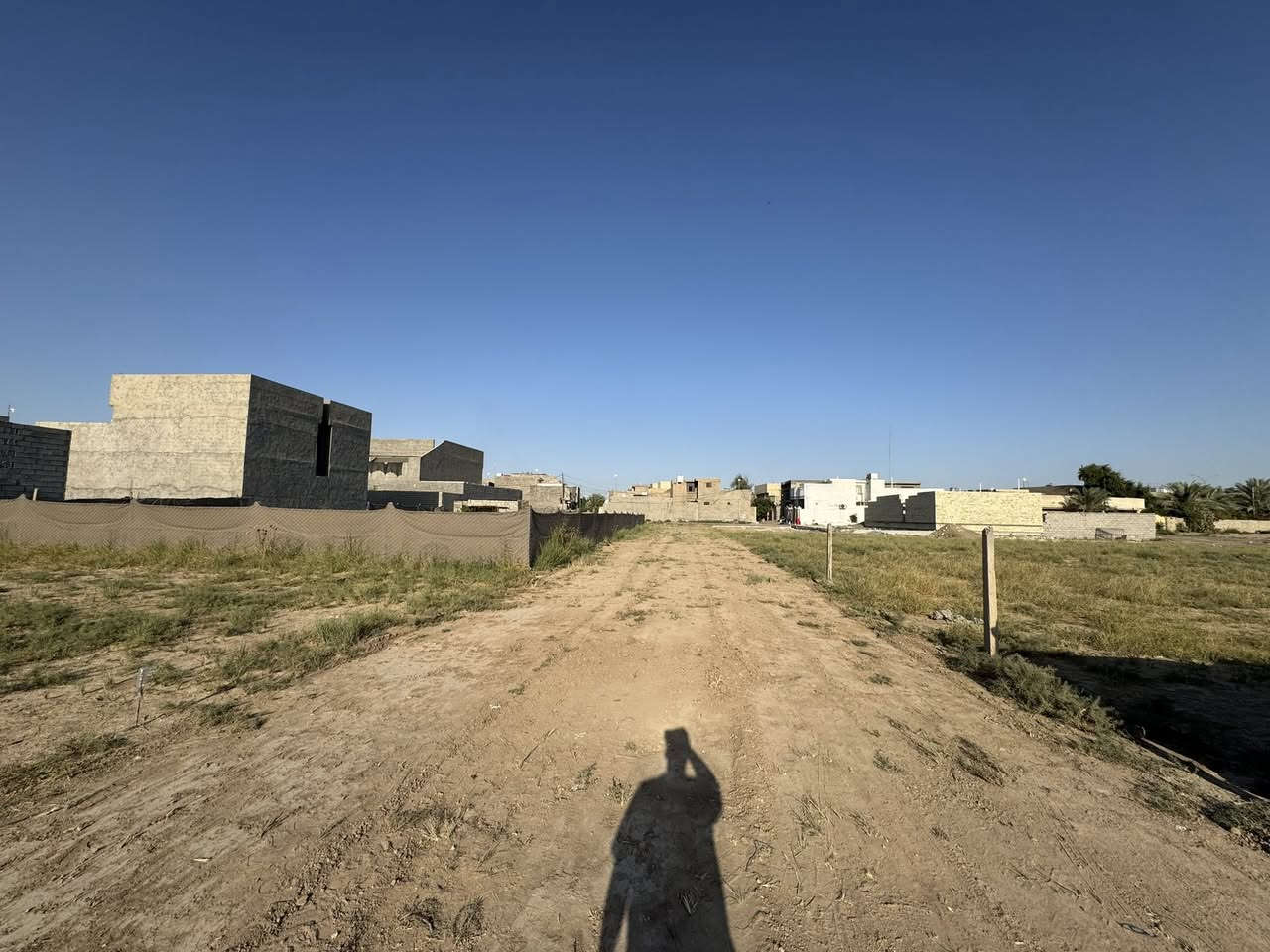 السلام عليكم
قطع أراضي للبيع العدد 3 قطع 
مساحت الوحده 200م واجه 10م نزال 20م 
الموقع حي الامير 

للاستفسار عن السعر أو تفاصيل اكثر اتصل 

***********
