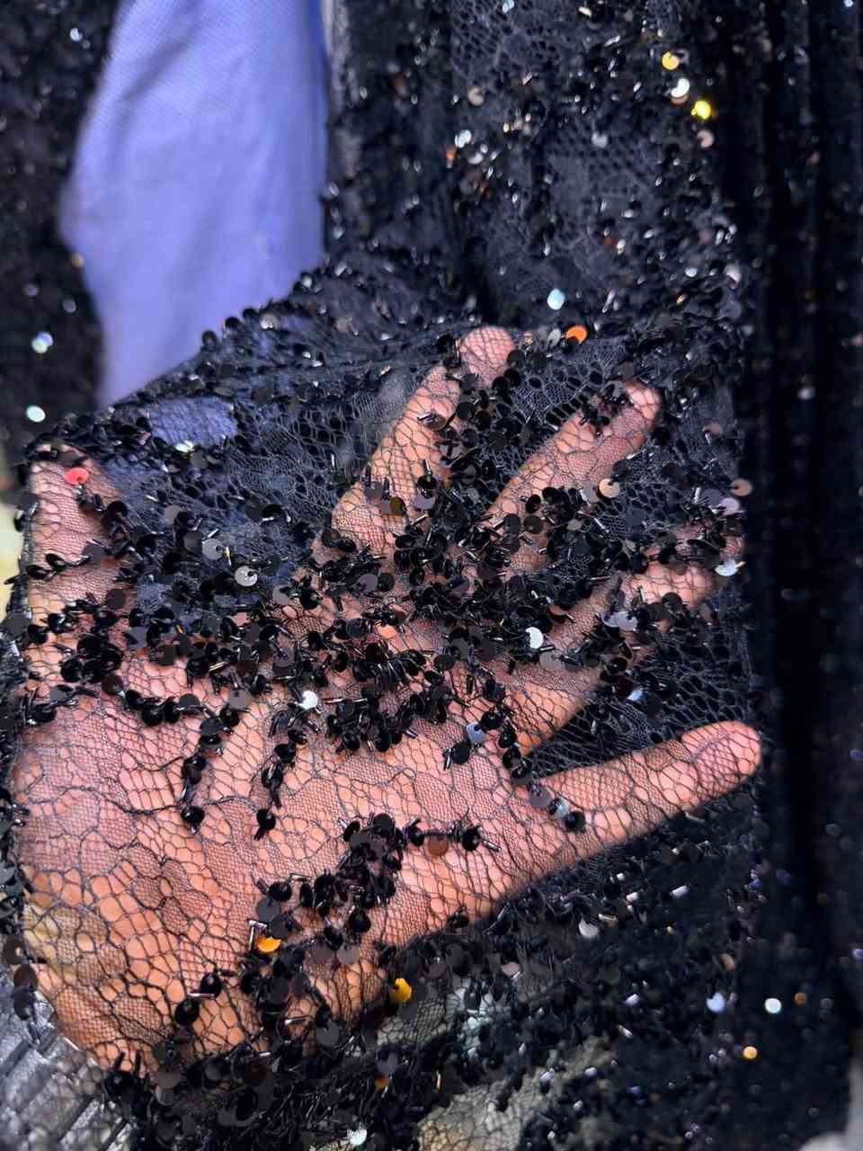 ✨ وصل الجديد ✨

🖤 دانتيل فرنسي أسود فاخر
خامة راقية بتفاصيل أنيقة ولمسة فخامة تبرز جمال أي تصميم.

مناسب للفساتين،، والمناسبات الخاصة ✨
الكمية محدودة، سارعوا بالحجز قبل النفاد. �


**إذا كنت صاحب هذا الإعلان وتريد حذفه لأي سبب، رجاءا أرسل رسالة إلى الدعم الفني**