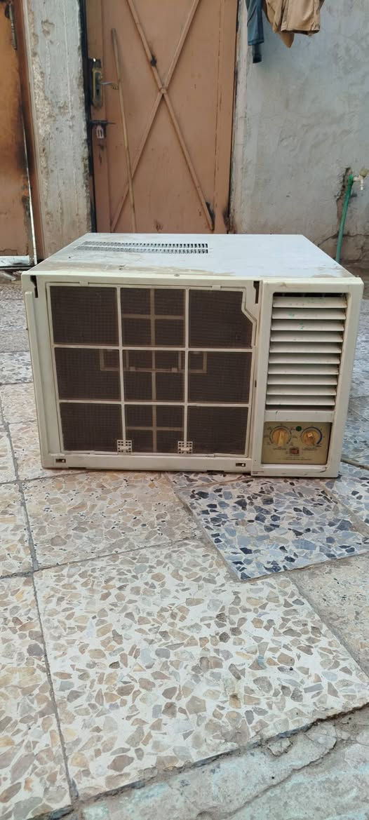 مكيف سامسونج طنين للبيع قرص شركه ماطور كمبريسر راديتر 4 سراوات تبريد ثلج سعر 225 قفل مكاني كربلاء *********** كربلاء, العراق
