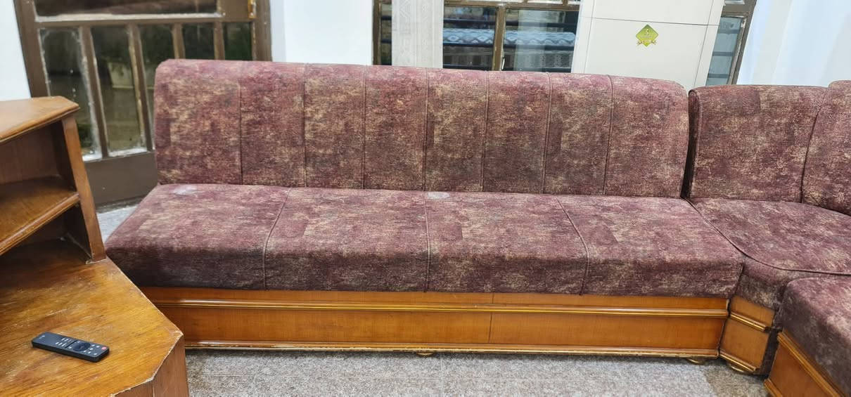 ديوان للبيع ١٢ مقعد مع كوميدي كورنر ...بغداد حي الاعلام
***********
السعر ٣٥٠ وبي مجال
