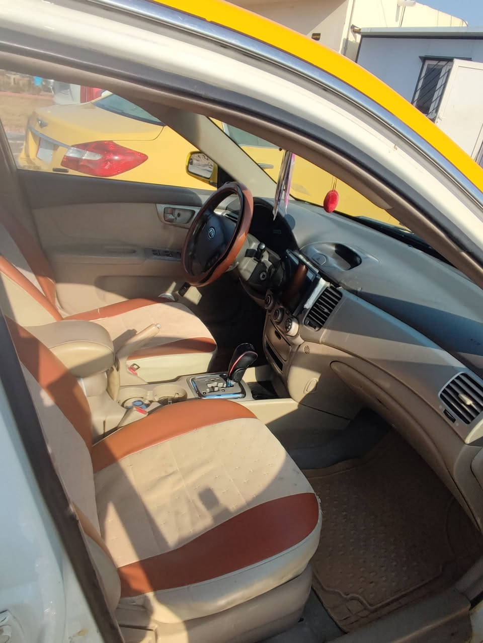 كيه اوبتيمه 2007 وارد امريكي رقم نجف باسمي
مكينه وكير مكفولات  مكينه 2400 وكير 5نمر
بيه (3قطع) جملغات  مكينه وكير كفاله 

تخم تاير جديد صار شهر من شاده

تدفه وتبريد وي سويج

حدادي 70% كهربايات كلهه شعاله 

(سعر 83 $) 

مكان سياره  الدوانيه الحمزه شرقي 

‏‪0781 710 6054‬‏‏‪
