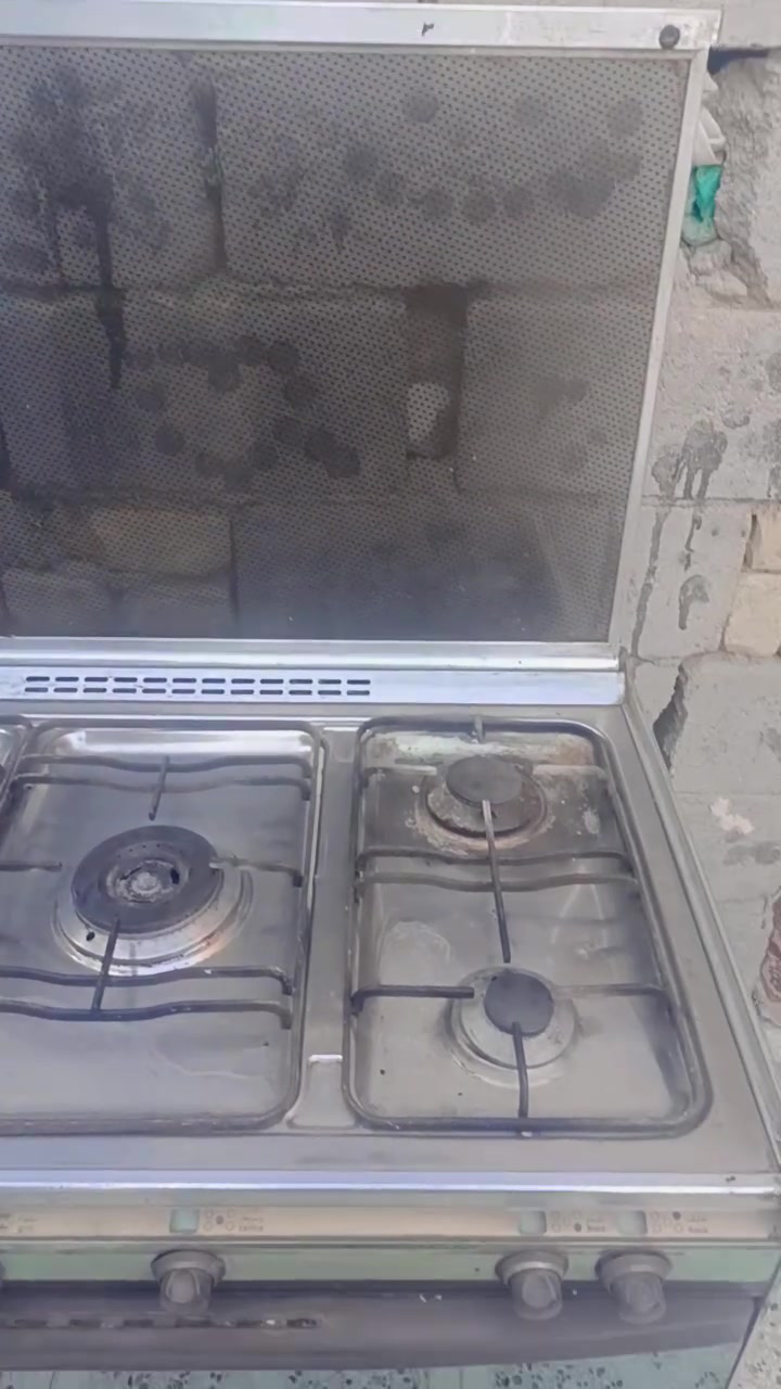 طباخ البيع كريازي شرط شقل المكان الناصريه حي زهراء سعر خاص ***********

