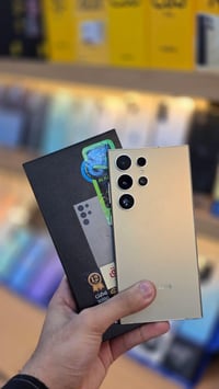 سامسونج S24 ألترا • نظيف 100/100 • شارع المصورين