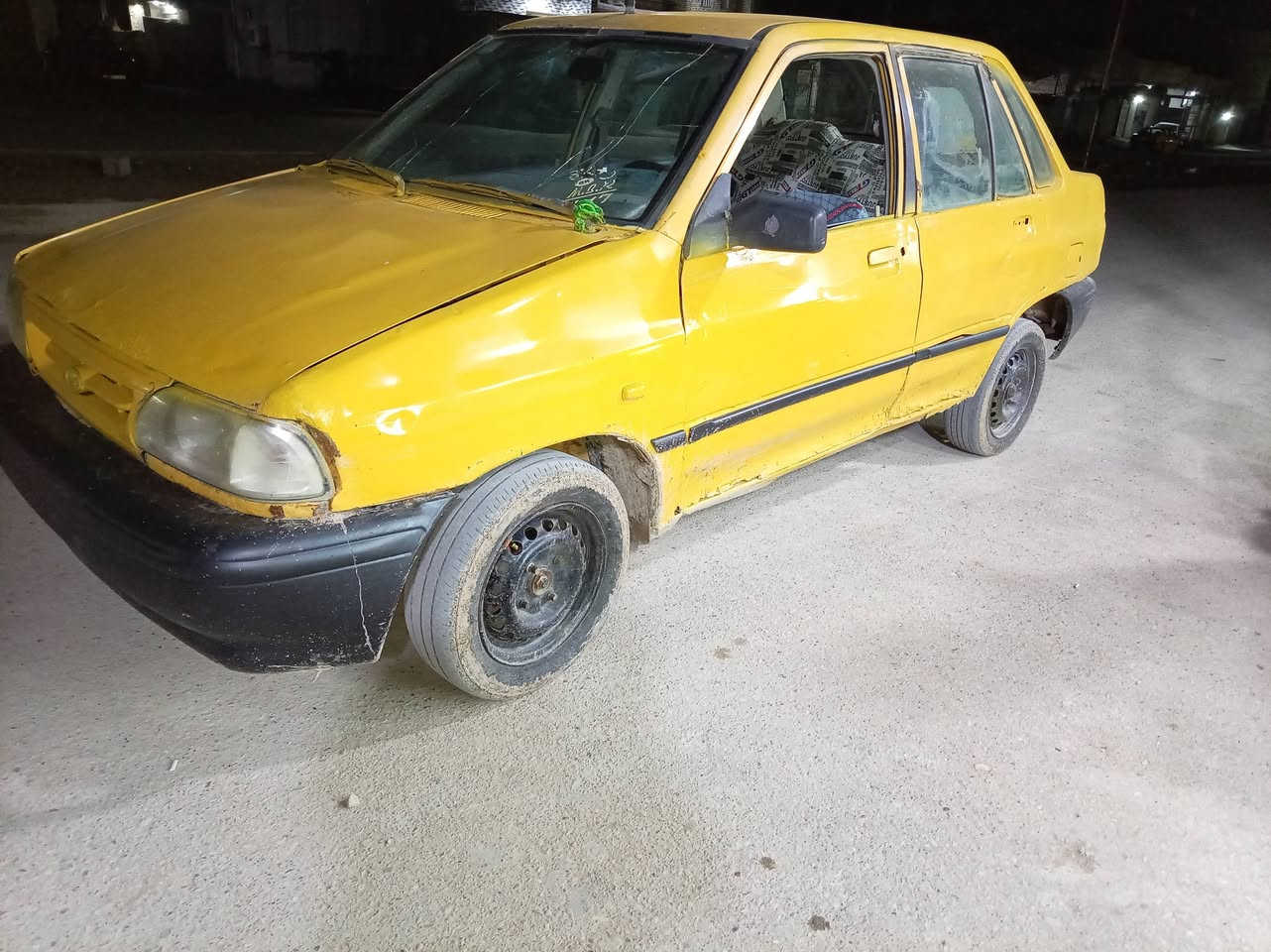 سايبه 12كير مكينه حداديه مكفولات ميسان سنويه رقم احمر.. سياره جاهزه عنوان ميسان. السعر ٦ ورقات شراي اتصل ***********
