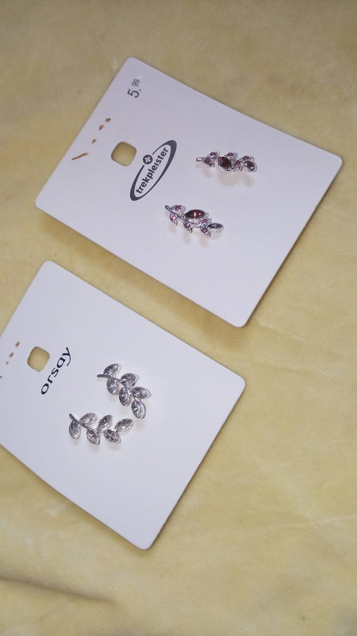 هلو بنات اكسسوارات اوربيه سعار حلوه وبضاعه تجنن ***********واكو خدمة توصيل داخل الزعفرنيه فقط
