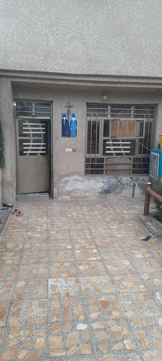 دار للبيع مساحه 125 منطقه حي السفير 72 وبي مجال***********
