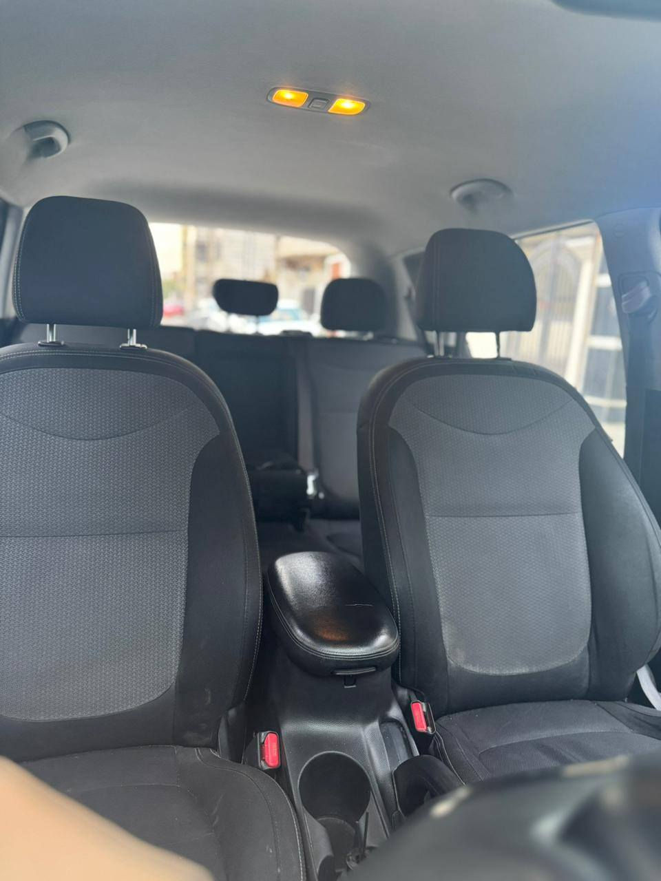 🚗 للبيع Kia Soul 2017 | محرك 2.0 GDI
🔹 النوع: كيا سول
🔹 الموديل: 2017
🔹 المحرك: 2.0 GDI
🔹 وارد أمريكي 🇺🇸

🔧 الحالة:

محرك نظيف جداً واستخدام يومي

جاهزة للفحص بأي وقت

📌 تفاصيل الحادث بكل وضوح :

حادث في أمريكا (قبق جنطةفقط بدون دواخل ) تم تصليحه نفسة بالكامل

حادث داخل بغداد قبل اسبوع دعمني واحد و تاثرت باب السايق وهلال الجاملغ بدلت الباب وصبغتها والجاملغ صلحتة وصبغتة

💰 السعر: 10,900$
⚠️ السعر قابل للتفاوض

📍 بغداد: البياع
📞 للتواصل: ***********

❗ الرجاء التواصل للجادين فقط
