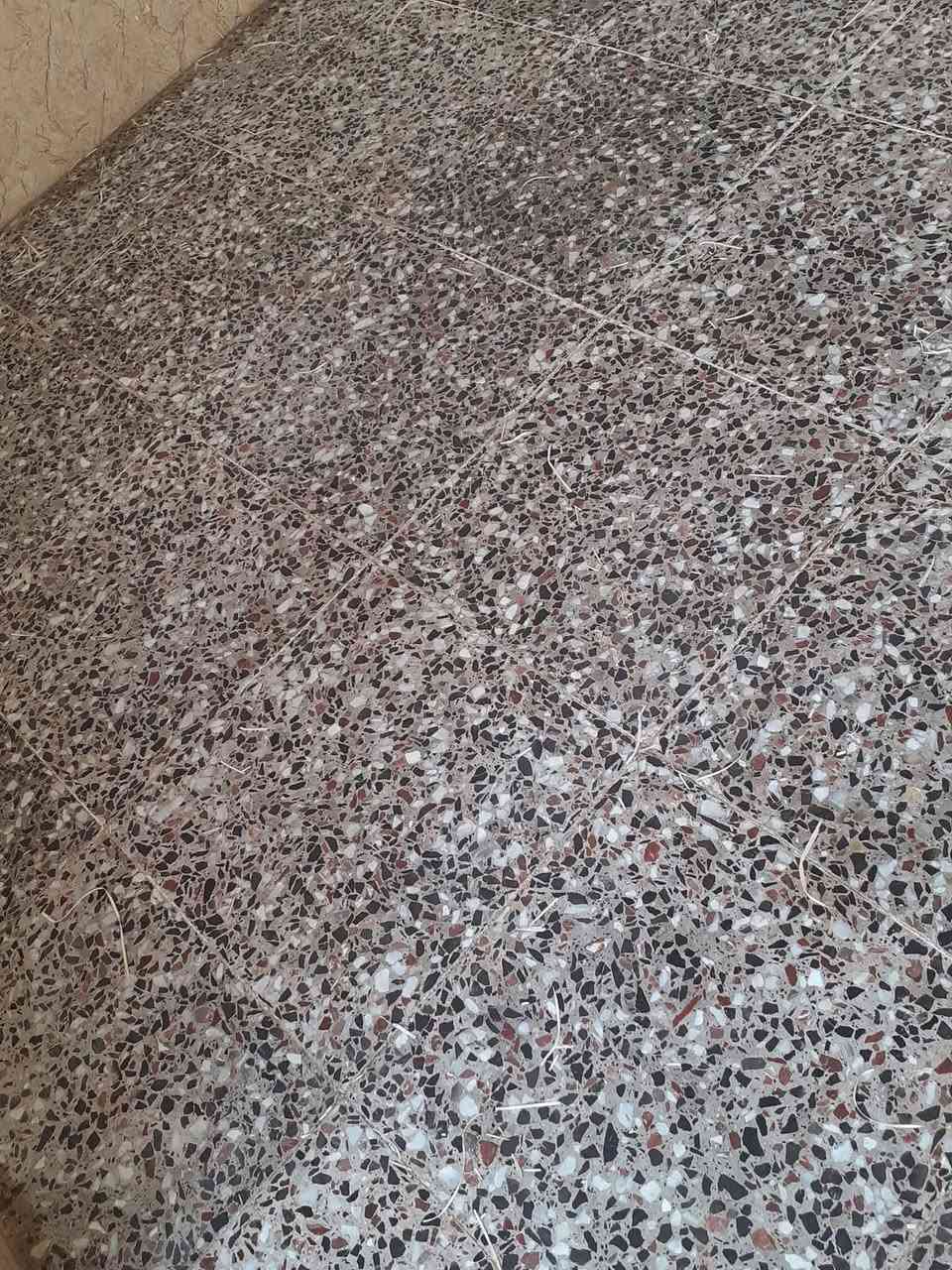 تصفير الجوين يعني العالي والناصي
٢تنعيم 
٣تثبيت لون 
٤تلميع 
للاستفسار الاتصال او مراسله الصفحه 
*********** 
***********
 يوجد لدينا جلي جميع الارضيات مثل الكاشي والمرمر والكرانيت اسعارنه مناسبه وشغلنه درجه اولى اذا ارضيه بيتك تعبانه وطافي لونها او عليها اوساخ كل هذه يتغير شغلنه بي ضمان ١٠سنوات اسعارنه مناسبه وشغل درجه اولا
