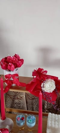 شغل يدوي • شموع معطرة • بوكيه ورد