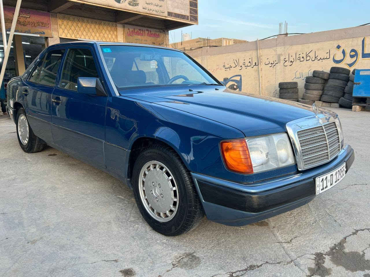 السلام عليكم مرسيدس دب🐼مديل 91 رقم بغداد الجديد السياره بيه قطعتين صبغ. اثر جراد  محرك 300 قبل اسود
السياره جديده متروكه من 2012 
السعر 90 
*********** الفلوجة, الأنبار
