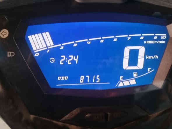 السلام عليكم شباب دراجه سكنس جيل الخامس درجه جديده بمعني الكلمه والصور هيه تحجي دراجه رمبه قبل شهر منزليهه تتعب تكول جديده
وهاذه رقمي

***********
