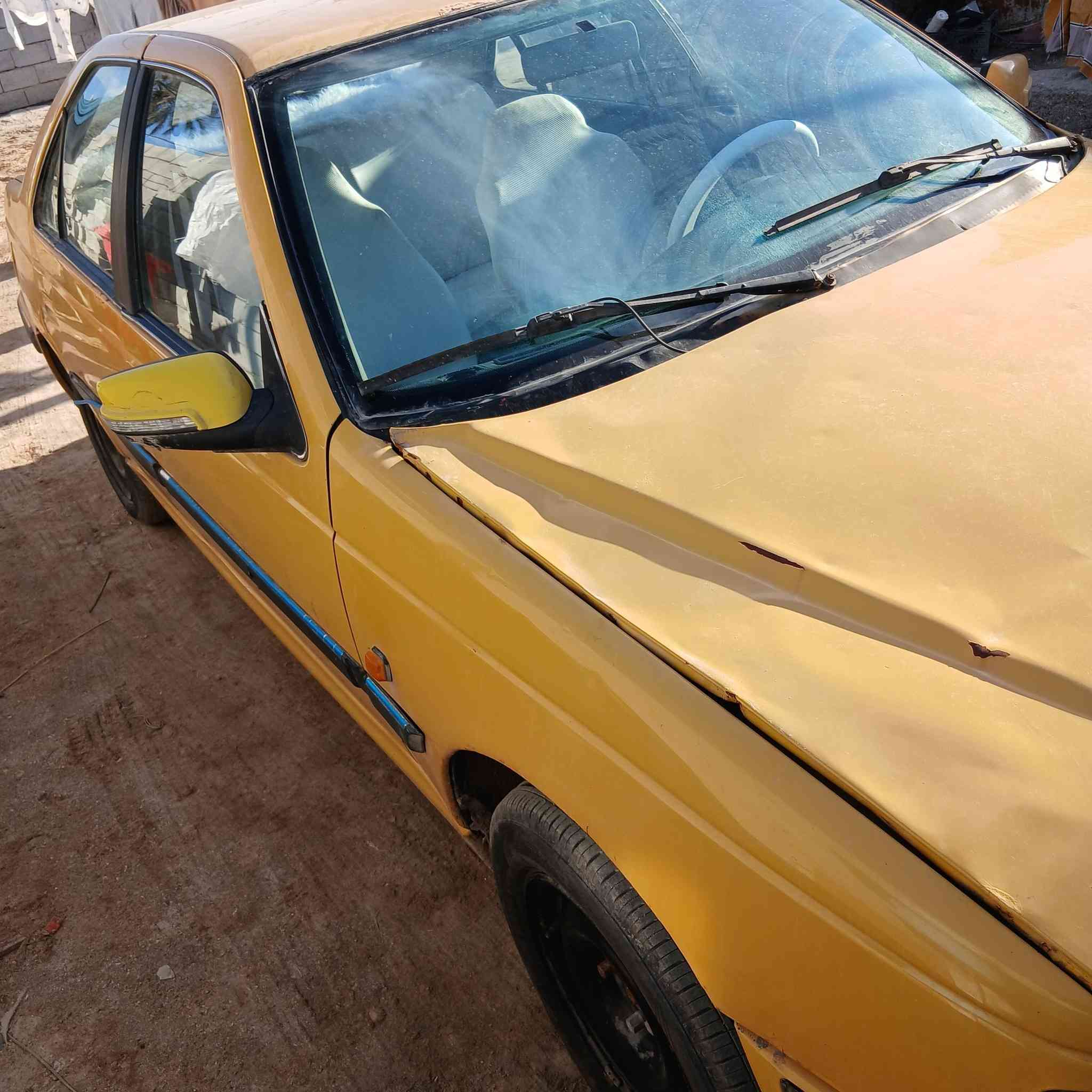 سلام عليكم سياره بيجو بارص موديل2015السياره جاهزه رقم بصره شرط التحويل مكينه وكير وتبريد خير من الله مكاني بصره الهارثه***********السعر35وبيها مجال مامتواجد على النت
