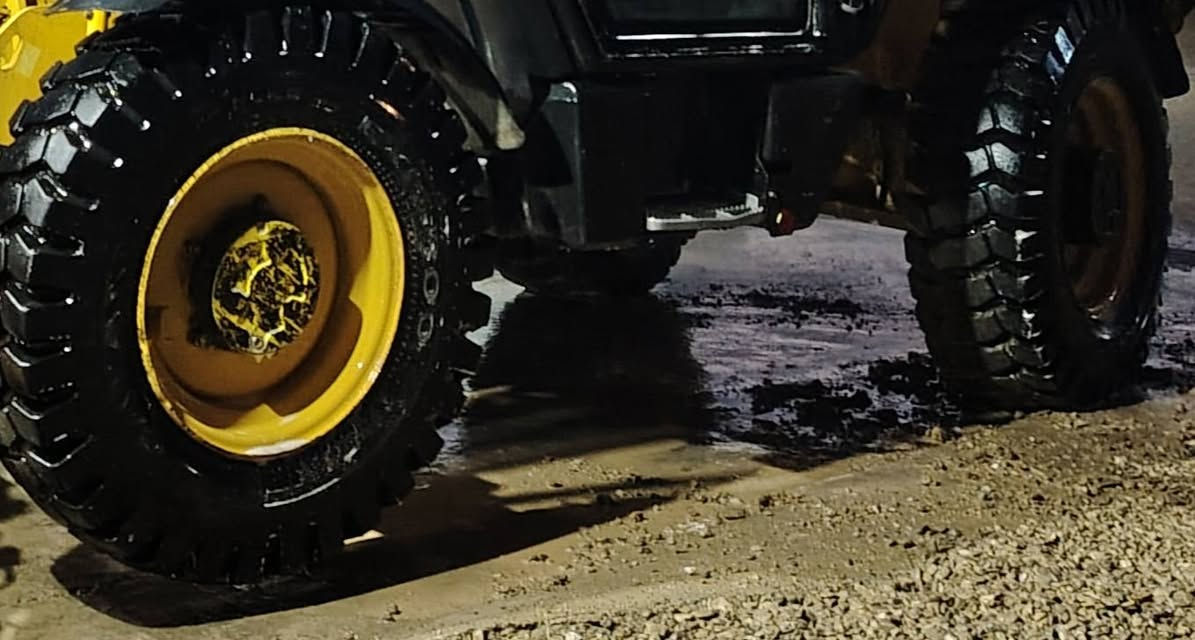 تایەو ویلی 25 تایەکانی تازە کڕدراوە 4 تایەو ویلە هەموی لۆکەژت***********
ژت***********
