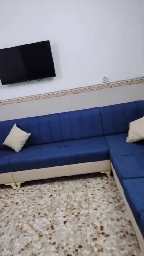 السلام عليكم على بركة الله
دواوين وتخامه شغل بلوك اسود وخشب روسي وسفنج مميز اول تشوف بعينك والقماش على طلب الزبون للاستفسار 
العنوان حله  شارع الامام علي مقابيل المصرف
رقم الهاتف *********** 
***********
يوجد لدينا أقساط لحاملي ماستر الرافدين فقط
