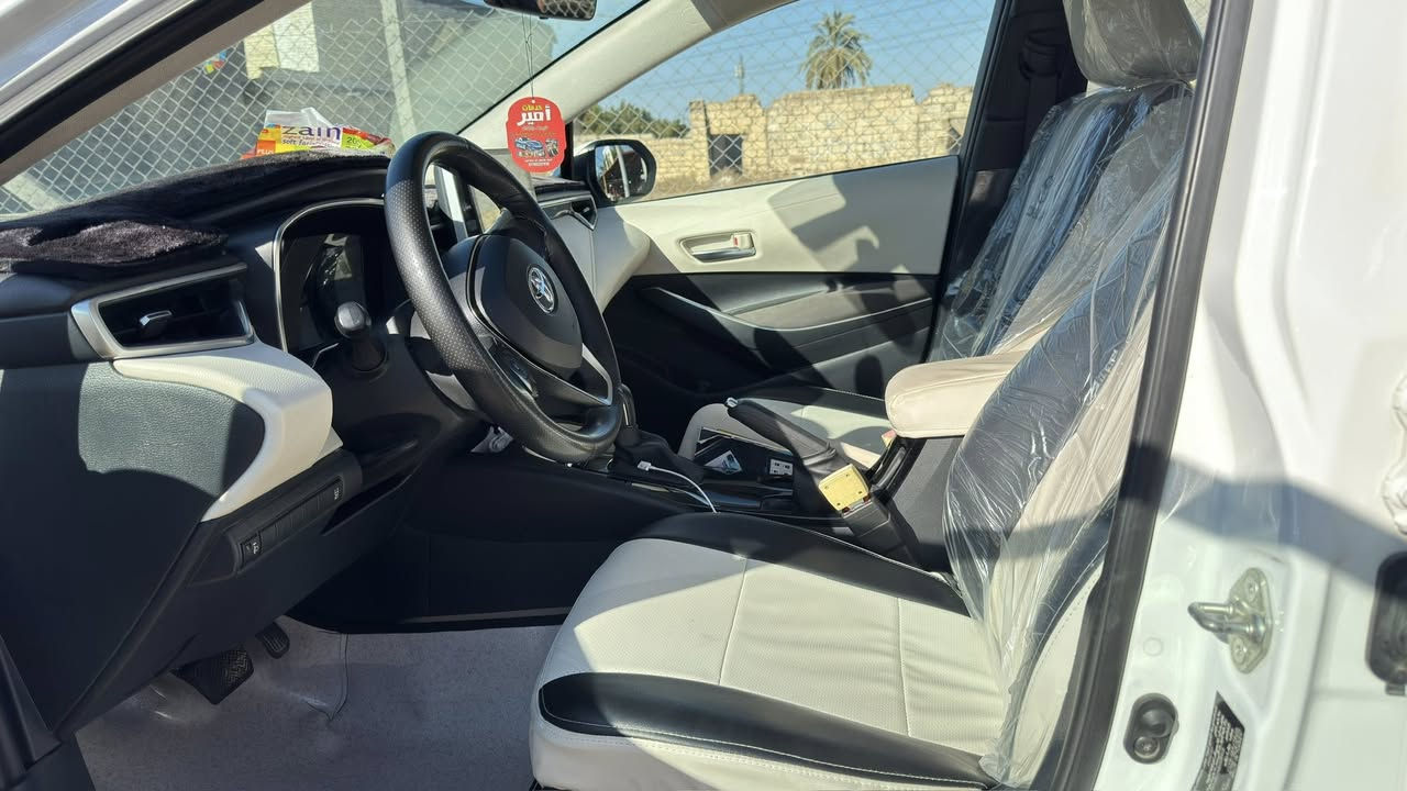 سلام عليكم شباب
كورلا 2022 ساز وكاله 
كفاله عامه من صبغ من طخه 
ماشيه 98 
تخم تاير دوشمه عامه 
بااسمي تحويل مباشر 
مكان السيارة بغداد 
***********
السعر 175 وبيه مجال بسيط
